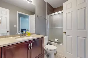 3559 Woodside Ct, Joliet, IL 60431 - Photo 15