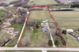 9119 Riley Rd, Marengo, IL 60152 - Photo 5