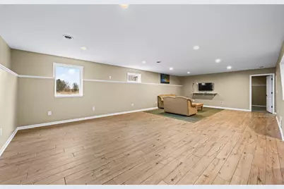 9119 Riley Road, Marengo, IL 60152 - Photo 35