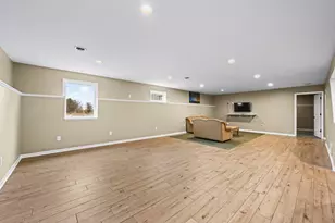 9119 Riley Rd, Marengo, IL 60152 - Photo 35