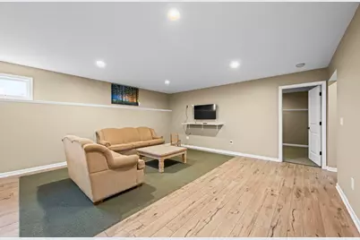 9119 Riley Road, Marengo, IL 60152 - Photo 33