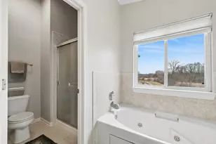 1656 Normandy Woods Ct, Grayslake, IL 60030 - Photo 13