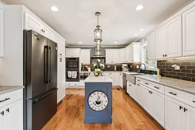 701 Woodland Lane, Marengo, IL 60152 - Photo 3