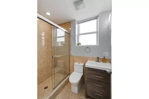 2401 W Lexington St, Chicago, IL 60612 - Photo 11