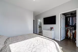 2401 W Lexington St, Chicago, IL 60612 - Photo 13