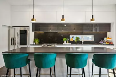 2738 W Chicago Avenue #2, Chicago, IL 60622 - Photo 5