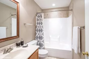 92 Kenilworth Ct, Romeoville, IL 60446 - Photo 17