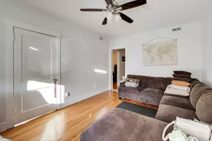 3513 N Western Ave, Chicago, IL 60618 - Photo 5