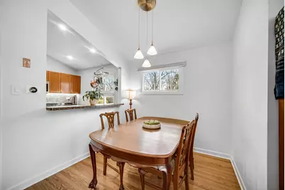 300 Voltz Road, Northbrook, IL 60062 - Photo 7