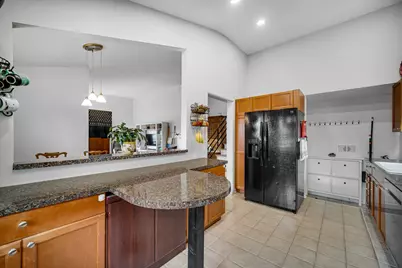 300 Voltz Road, Northbrook, IL 60062 - Photo 9