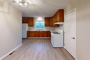 2547 N 4645th Rd, Somonauk, IL 60552 - Photo 9