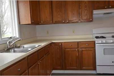 2547 N 4645th Road #B, Somonauk, IL 60552 - Photo 15