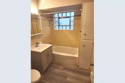 5910 W Gunnison Street #1R, Chicago, IL 60630 - Photo 13