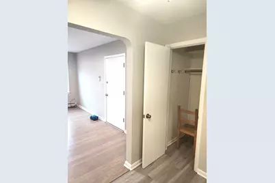 5910 W Gunnison Street #1R, Chicago, IL 60630 - Photo 9