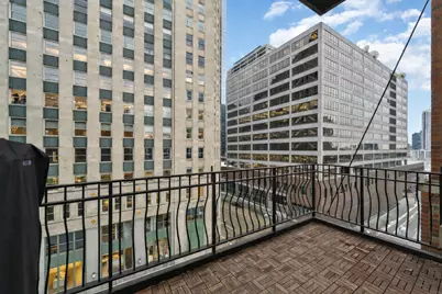 333 W Hubbard Street #713, Chicago, IL 60654 - Photo 25