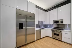 333 W Hubbard St, Chicago, IL 60654 - Photo 9