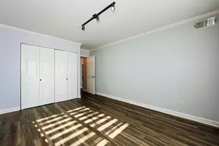 [Address not provided], Arlington Heights, IL 60004 - Photo 11