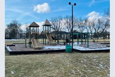 [Address not provided], Arlington Heights, IL 60004 - Photo 19