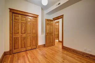 3724 N Fremont St, Chicago, IL 60613 - Photo 7