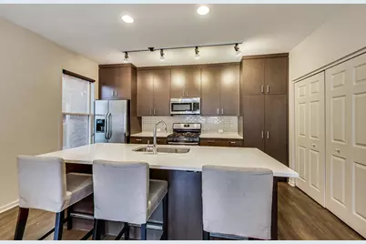 2233 W Medill Avenue #D, Chicago, IL 60647 - Photo 7