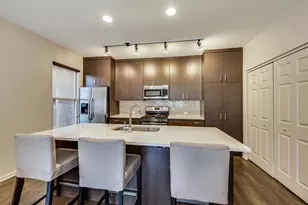 2233 W Medill Ave, Chicago, IL 60647 - Photo 7