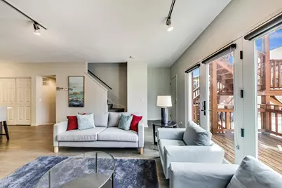 2233 W Medill Avenue #D, Chicago, IL 60647 - Photo 3