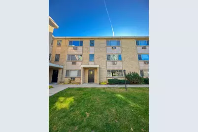 7019 N Ridge Boulevard #3D, Chicago, IL 60645 - Photo 1