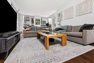 345 N Lasalle Street #2405, Chicago, IL 60654 - Photo 3