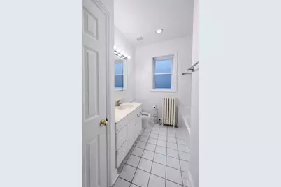 3716 N Cicero Avenue #2e, Chicago, IL 60641 - Photo 5