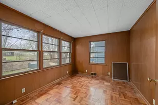 1814 36th St, Moline, IL 61265 - Photo 17