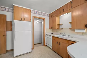 1814 36th St, Moline, IL 61265 - Photo 11