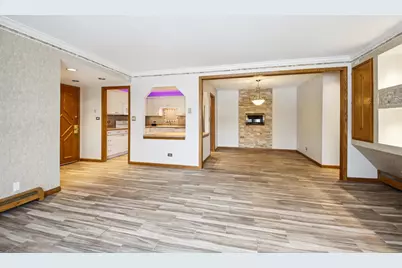 527 W Eastman Street #2C, Arlington Heights, IL 60005 - Photo 7