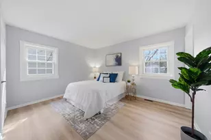 593 Bristol Ln, Elk Grove Village, IL 60007 - Photo 19