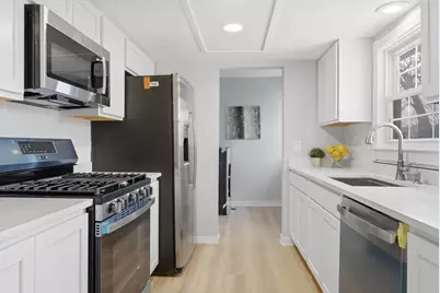 593 Bristol Lane, Elk Grove Village, IL 60007 - Photo 15