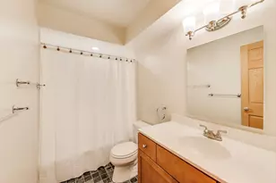 111 S Brighton Pl, Arlington Heights, IL 60004 - Photo 21