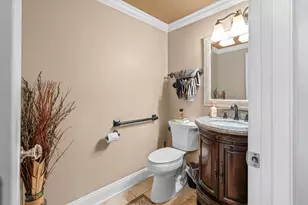 340 Stonehurst Ln, Roselle, IL 60172 - Photo 7