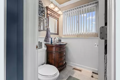 340 Stonehurst Lane, Roselle, IL 60172 - Photo 15