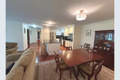 2 Oak Brook Club Drive #B111, Oak Brook, IL 60523 - Photo 11