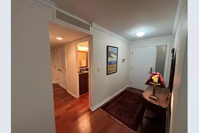 2 Oak Brook Club Drive #B111, Oak Brook, IL 60523 - Photo 7