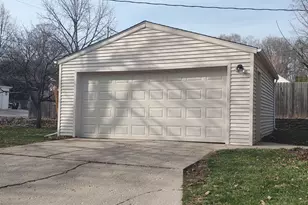 116 N Vale Ave, Rockford, IL 61107 - Photo 7