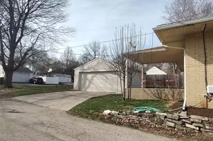 116 N Vale Ave, Rockford, IL 61107 - Photo 5