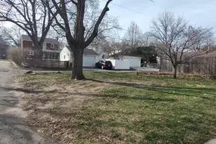 116 N Vale Ave, Rockford, IL 61107 - Photo 11