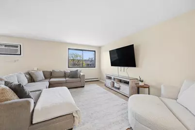 1240 S Lorraine Road #3B, Wheaton, IL 60189 - Photo 3