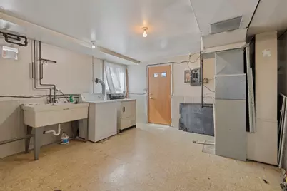 4738 N Potawatomie Avenue, Chicago, IL 60656 - Photo 21