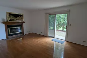 2284 Briarhill Dr, Naperville, IL 60565 - Photo 5