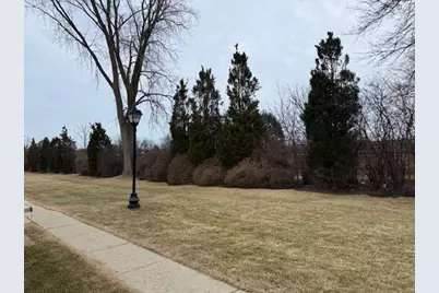 1085 Cove Drive, Prospect Heights, IL 60070 - Photo 11