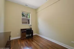 902 N Elston Ave, Chicago, IL 60642 - Photo 11