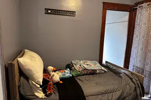 482 S Float Ave, Freeport, IL 61032 - Photo 13