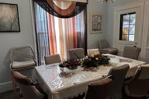 482 S Float Ave, Freeport, IL 61032 - Photo 5