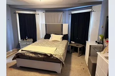 482 S Float Avenue, Freeport, IL 61032 - Photo 9